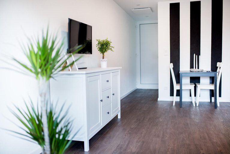 Others 3, KELLER APARTMENT, Rottweil
