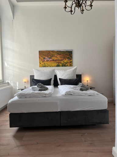 Bedroom 30