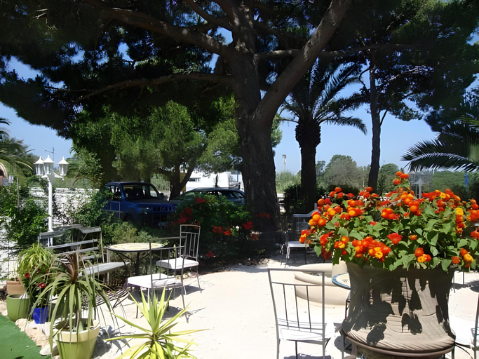 Others 3, Hotel de la Mer, Var