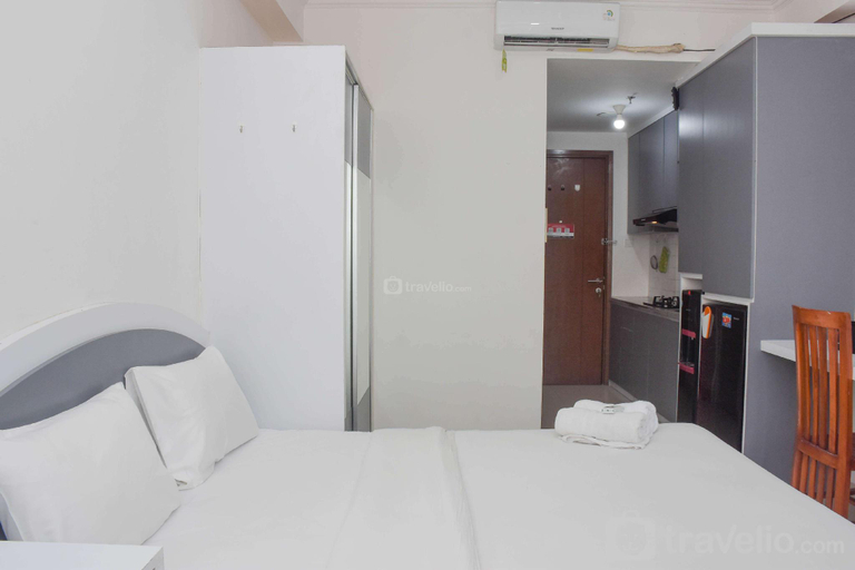 Bedroom 2, Nice Studio Signature Park Grande Apt By Travelio, South Jakarta
