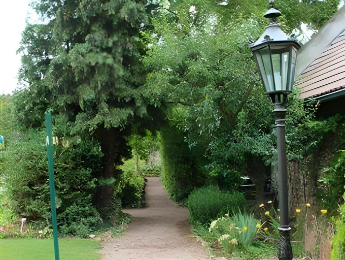 Others 4, Bio-Weingut, Gastehaus und Krauterhof, Alzey-Worms