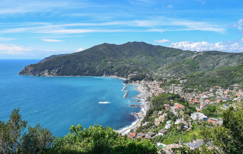 Exterior & Views 4, Lovely Apartment In Deiva Marina, La Spezia