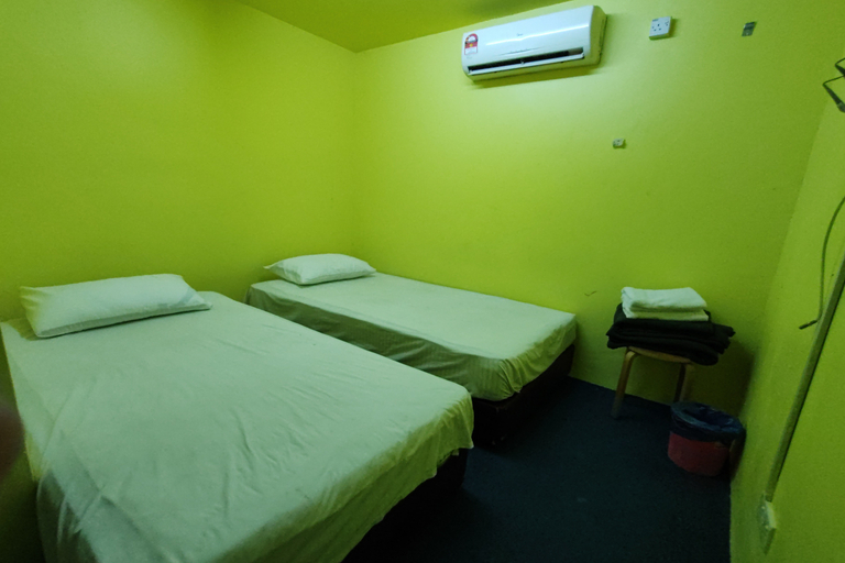 Bedroom 4, D'BJ Motel, Penang Island
