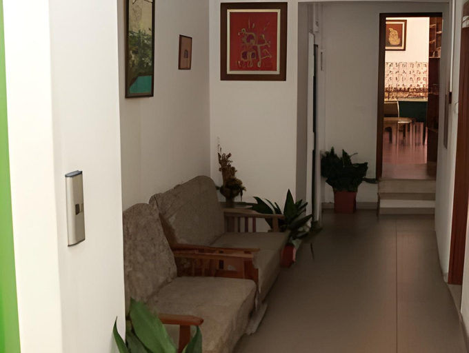 Others 4, Hotel Primavera, Leiria