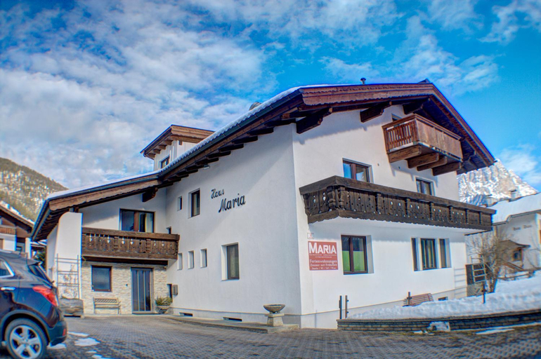 Others 5, Gastehaus Maria, Reutte