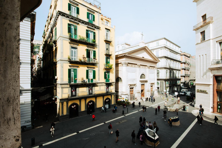 Others 5, Barone Home, Napoli