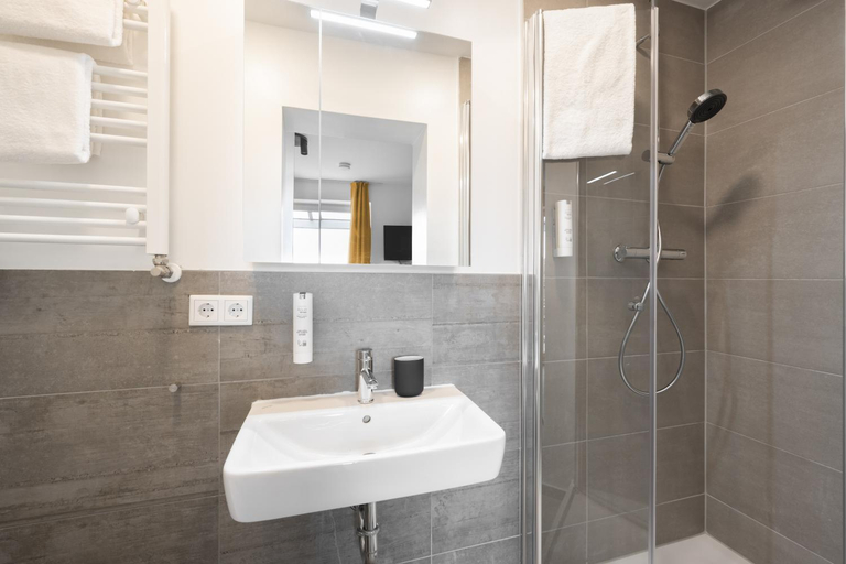 Bathroom 5, Homaris Apartments München Laim, München