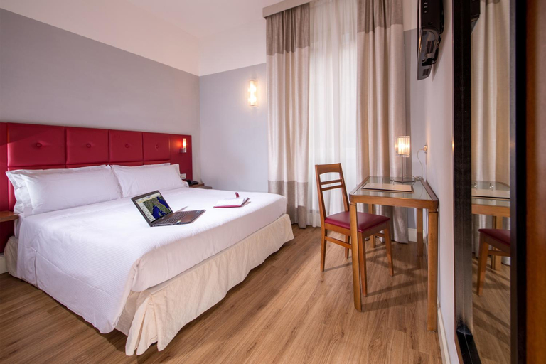 Bedroom 15