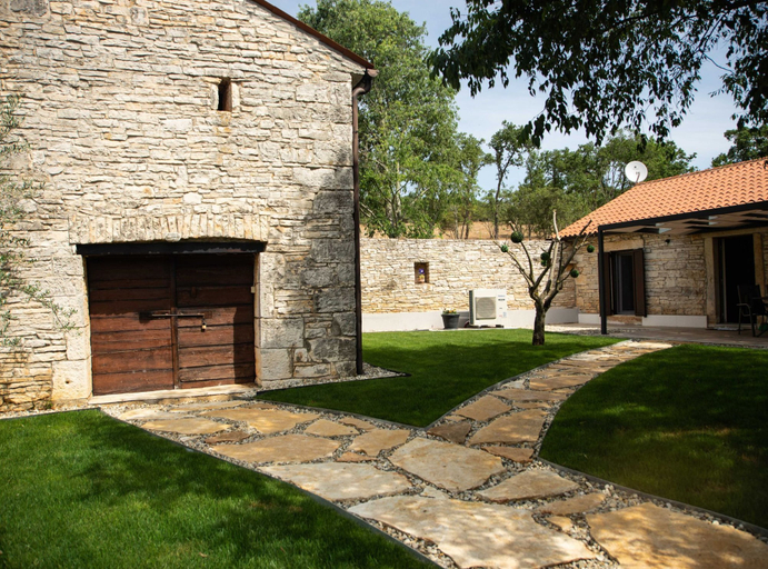 Exterior & Views 2, The Poolside Stone House in Bale, Bale