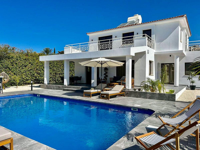 Sport & Beauty 2, Cocoon Ocean Villa Luxury Escape