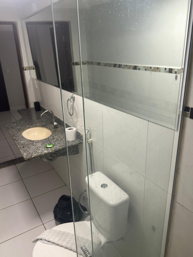 Bathroom 4