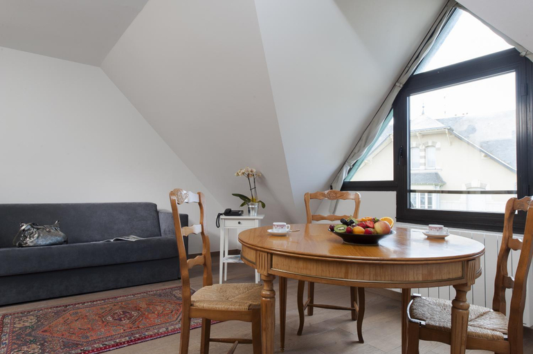 Others 4, Residence Le Venete, Loire-Atlantique
