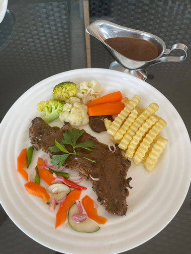 Food & Drinks 6