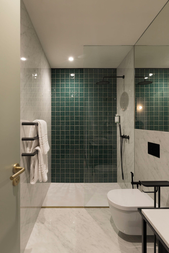Bathroom 4, Casa Zogbi hotel, Porto
