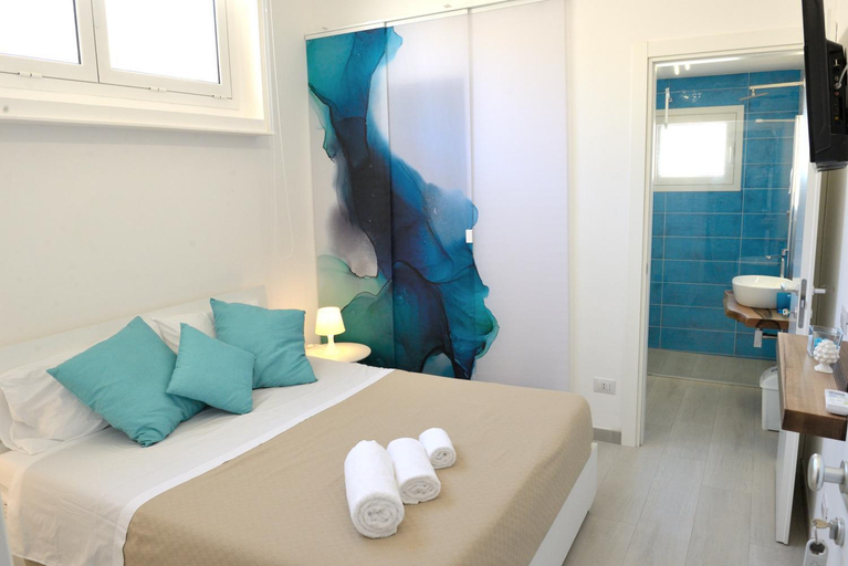 Others 3, Marico B&B, Trapani