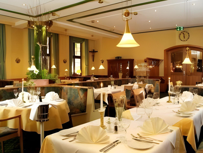 Food & Drinks 4, Stadthotel Freiburg Kolping Hotels & Resorts, Freiburg im Breisgau