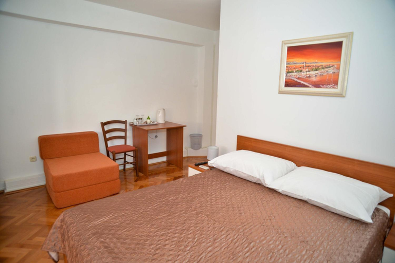Bedroom 2, El Mirador Rooms with Balcony, Zadar