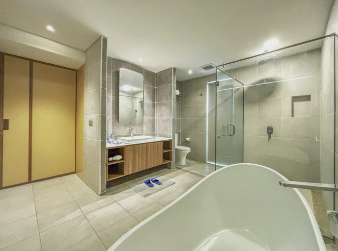 Bathroom 4