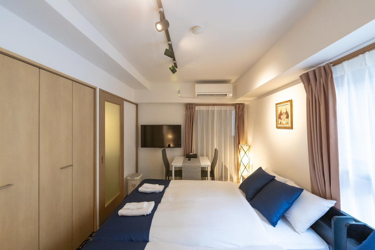 Bedroom 2, F cross EBISU, Osaka