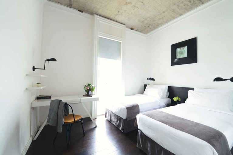 Bedroom 24