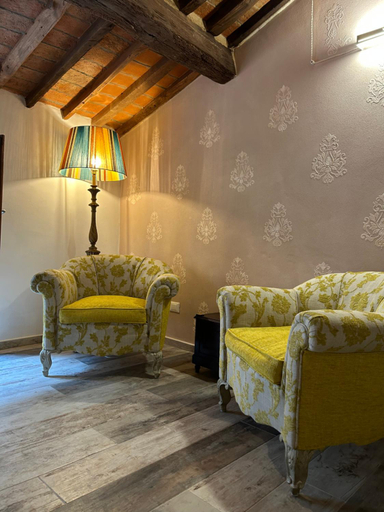 Others 2, OlioeAlloro nel Borgo, Livorno