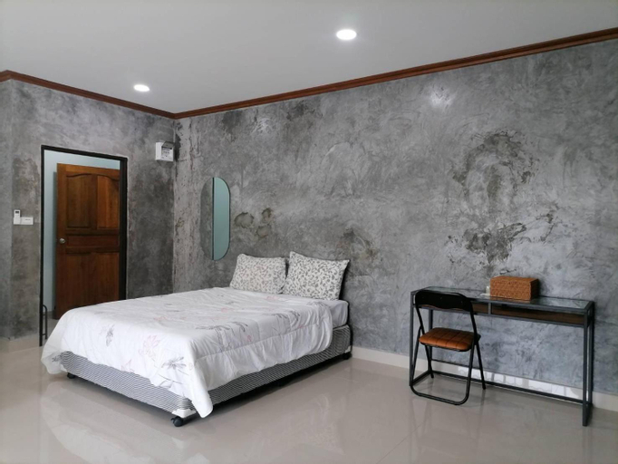 Bedroom 28