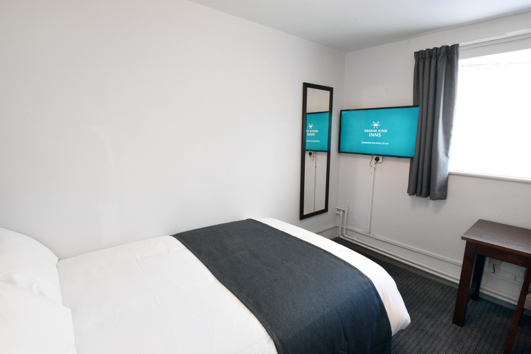 Bedroom 2, Oaklands Hotel By Greene King Inns, Cheshire West and Chester