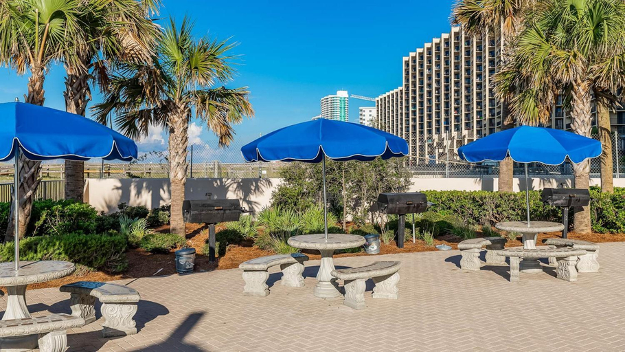 Others 5, Phoenix East by Brett Robinson Vacations, Baldwin