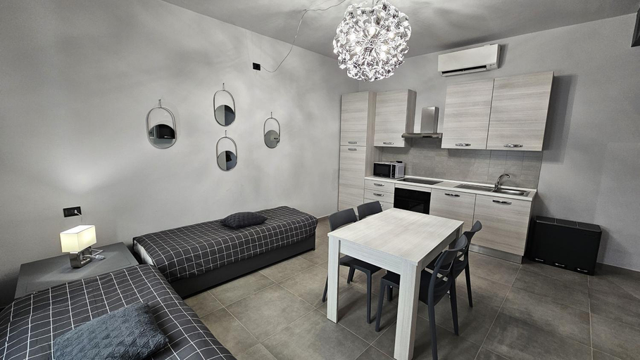 Others 3, Residenza Novi, Alessandria