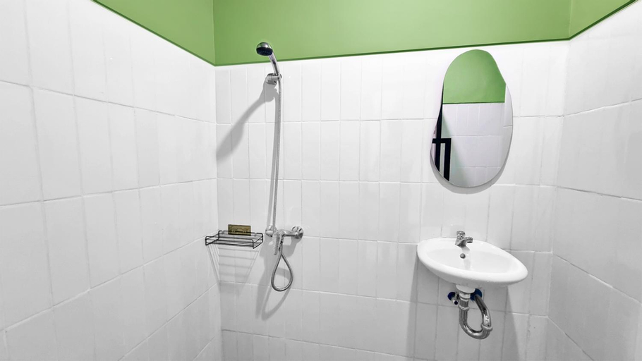 Bathroom 6