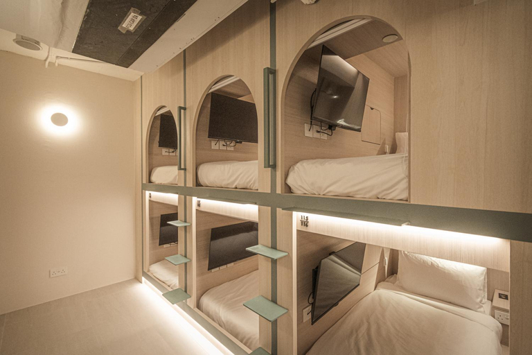 Bedroom 25
