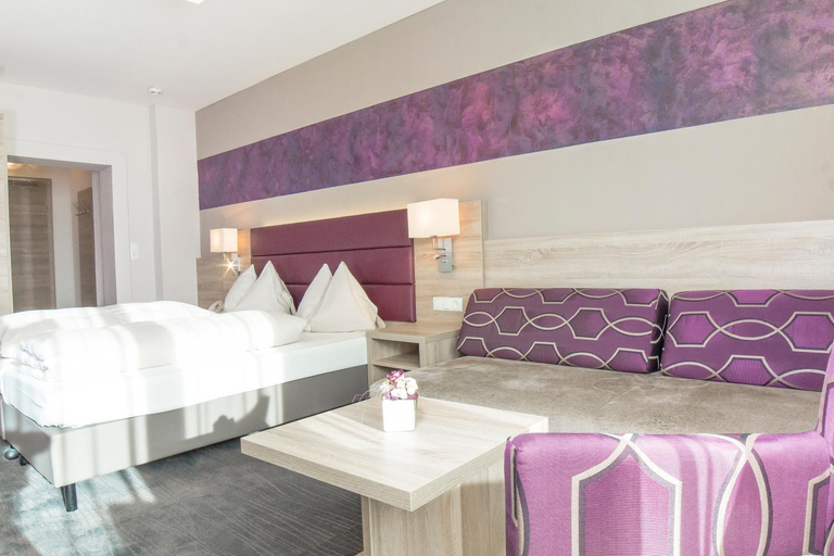 Bedroom 3, Neue Post, Liezen