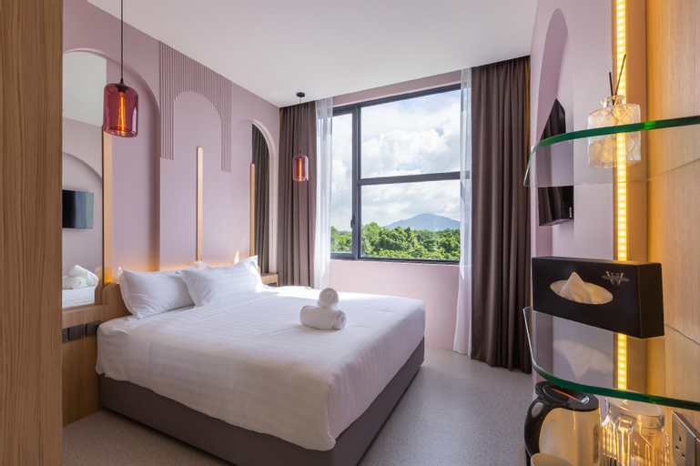 Bedroom 15