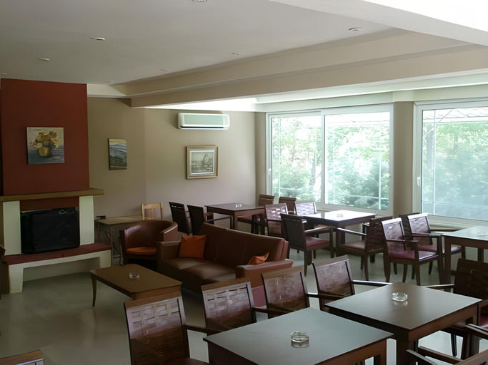 Others 4, River Side Rooms, Thessaly