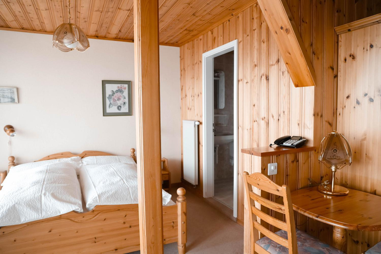 Bedroom 18