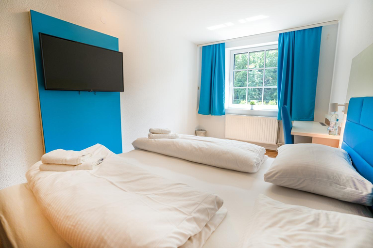 Bedroom 12