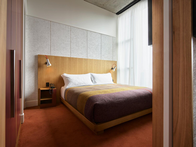 Bedroom 14