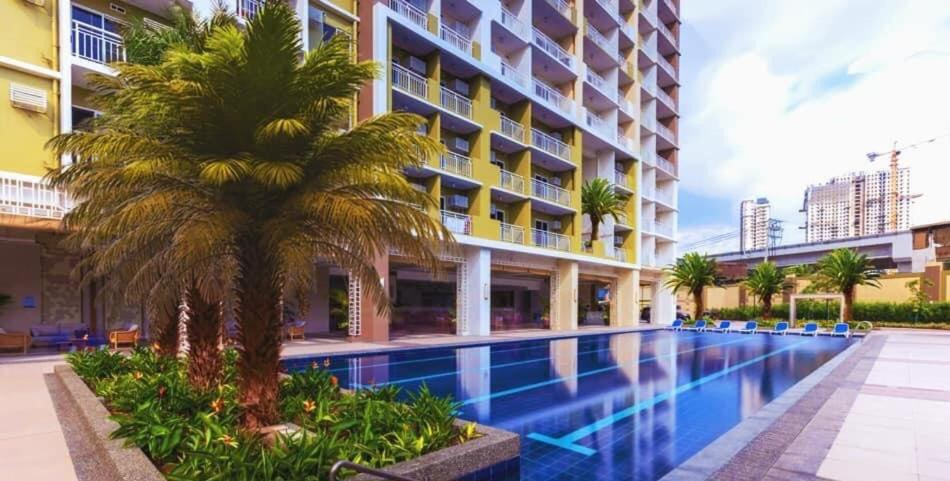 Swimming Pool 8