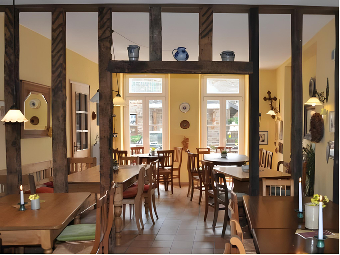 Food & Drinks 5, Weinstube byCASTORs, Cochem-Zell