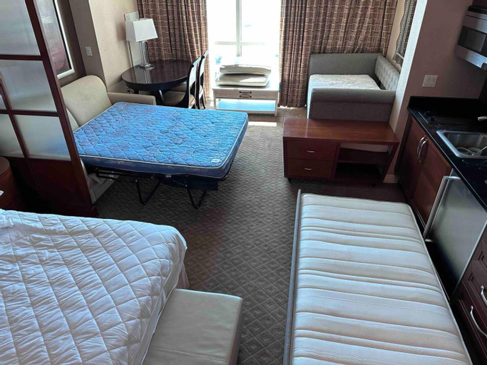 Bedroom 26