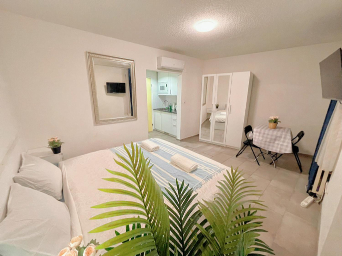 Bedroom 10
