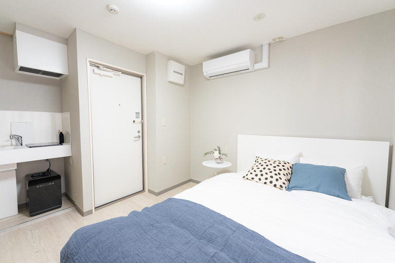 Others 3, 9stay蔵前, Taitō