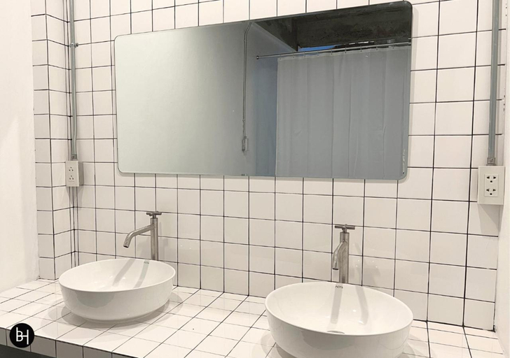 Bathroom 3, Baan650 Hostel, Hat Yai