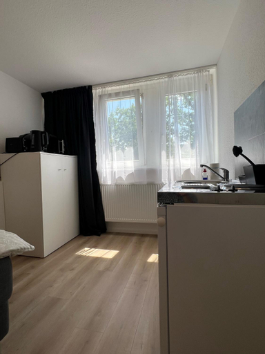 Dining Room 4, Modernes Apartment 1 in Bad Kreuznach mit einfachem Self-Check-in, Bad Kreuznach