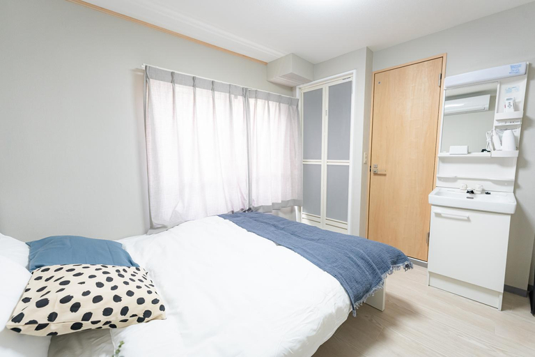 Others 1, 9stay蔵前, Taitō