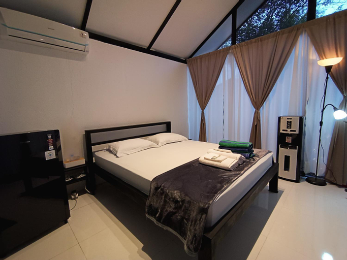 Bedroom 10