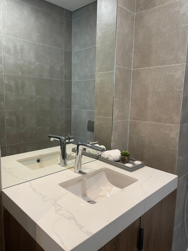 Bathroom 9
