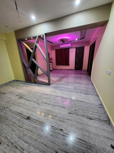Others 5, Eastern Heights, Ranchi