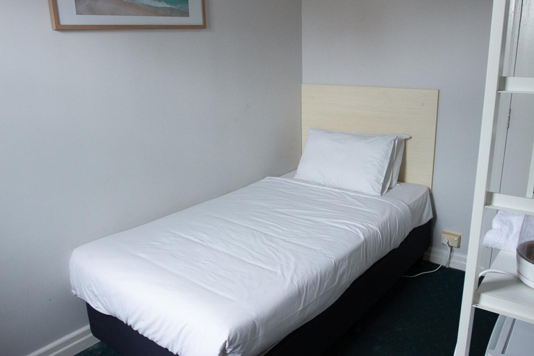 Bedroom 9