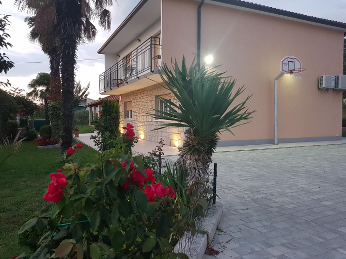 Others 4, Villa Ivana, Labin